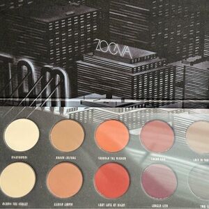 New in packaging- Zoeva Eyeshadow Palette